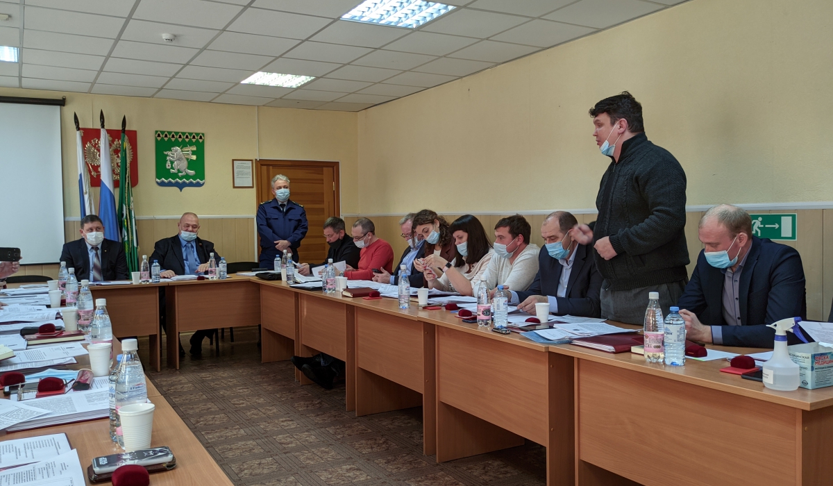 В Артемовском думские баталии становятся жаркими