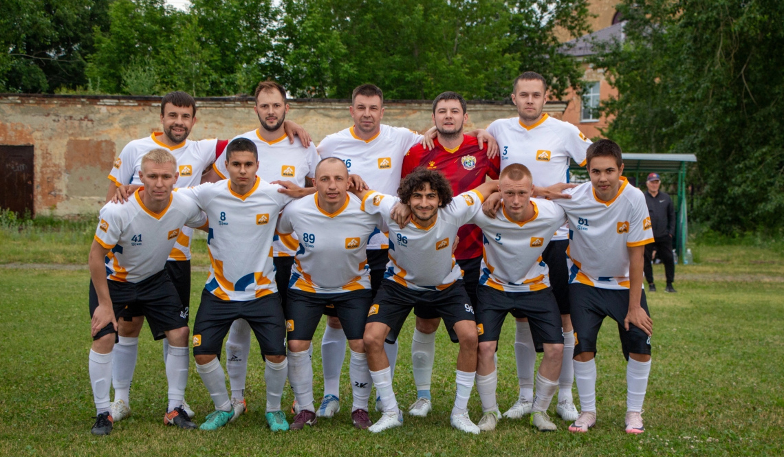 Поменяются футбольные команды местами? Принципиальная игра чемпионата области в Березовском