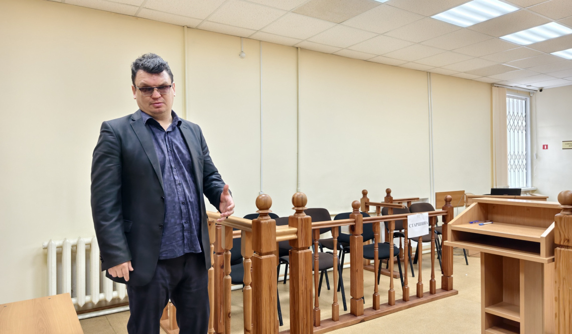 Суд по депутату Демашину отложен. Он обвиняется в мошенничестве