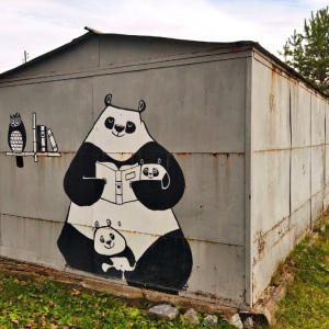 Уличная красота поднимает настроение