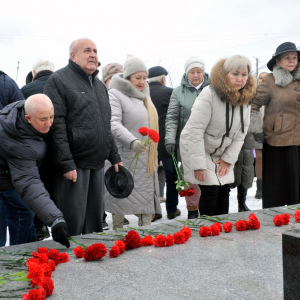 Вечная память горнякам Буланаша. Митинг памяти прошел в шахтерском поселке