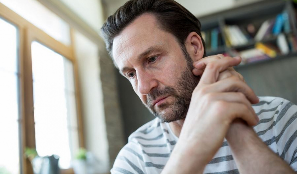 Невидимая, но такая прочная! Врач-психиатр — о связи хронических болезней и ментальных расстройств