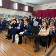 На дороги, свет и детскую площадку. В Сосновом Бору прошел отчет главы ТУ