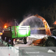 «Соседи удивляются нашим чистым дорогам». Предприниматель Игорь Попов — о вызовах зимы и о людях, которые с ними справляются