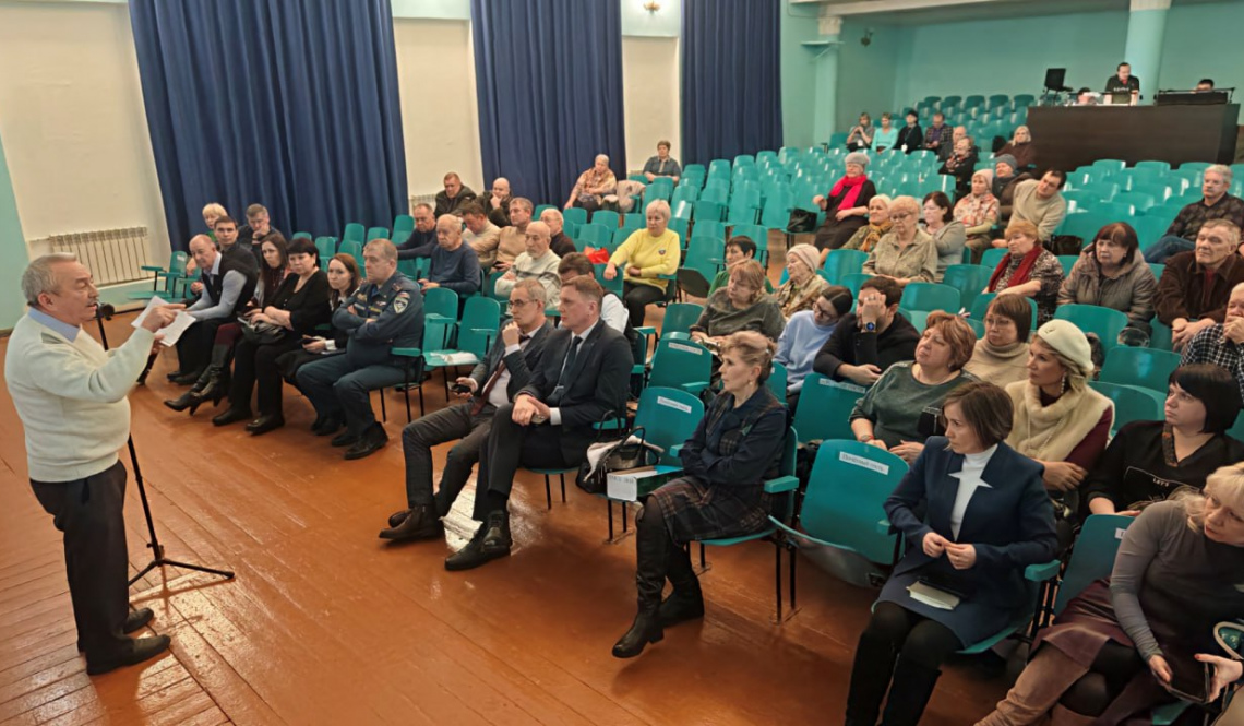 Когда жители на грани. Отчет властей в Буланаше проходил остро