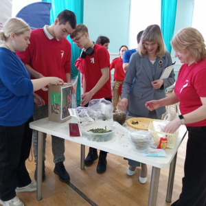 «Артемовский: сила в объединении» В городе прошел слет волонтеров и добровольцев