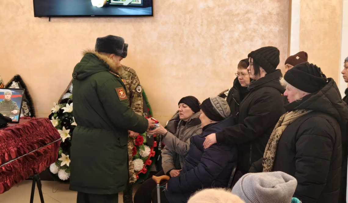 «Был мастер на все руки!» Артемовский простился с воином Михаилом Коршуновым