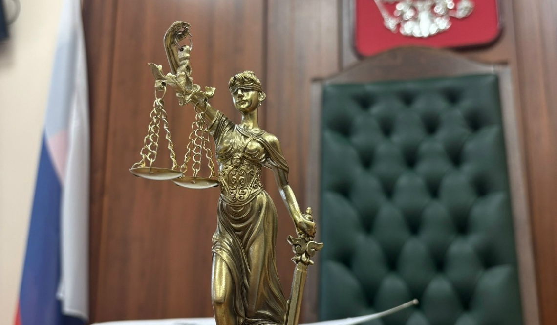 Бесправник решил покататься по городу. Итог: сожительница осталась без автомобиля