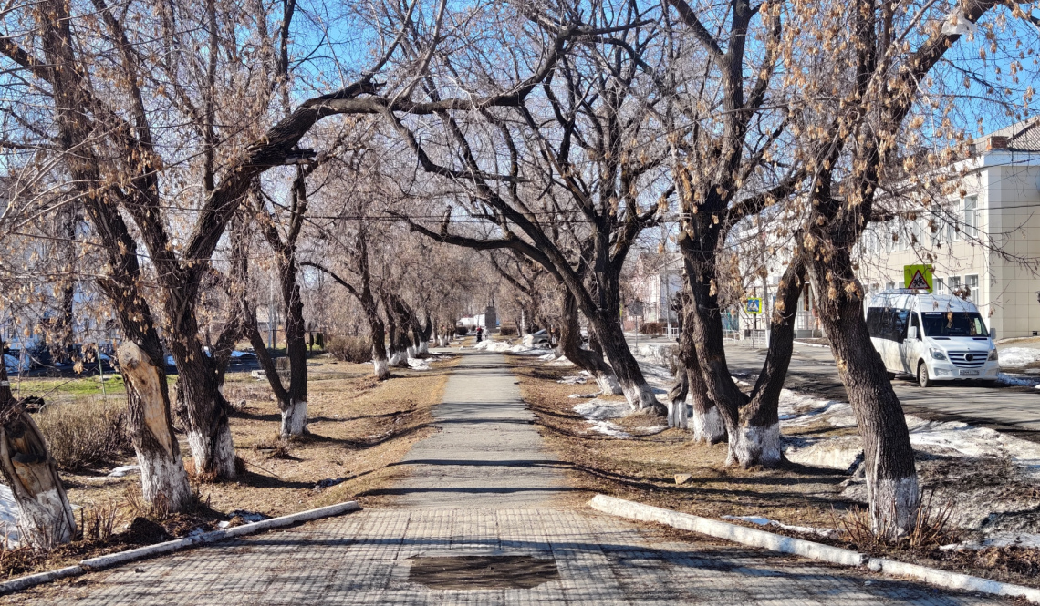 Для благоустройства в 2027 году в Артемовском будем выбирать один из двух скверов