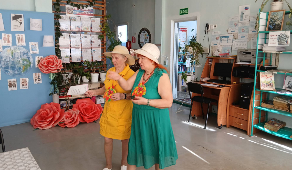 Элегантные и стильные бабушки стали моделями на фестивале в Шогринском