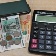 В апреле выплаты на детей артемовцам придут дважды