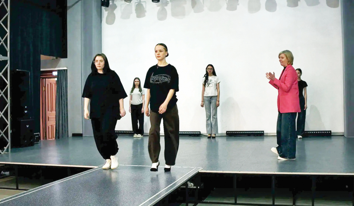 «Юная краса» живет в «отеле»