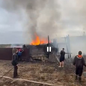 В Сосновом Бору сгорело 100 «квадратов» построек