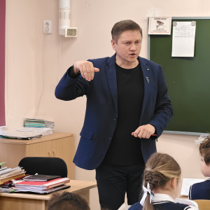 Один урок артемовского учителя Игоря Голубцова