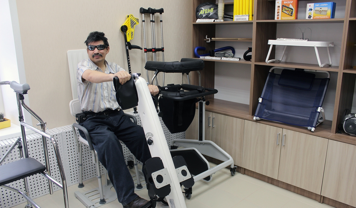 В Центре проката есть тренажеры, инвалидные коляиски и  другие приспособления для облегчения жизни тех, у кого есть проблемы со здоровьем.