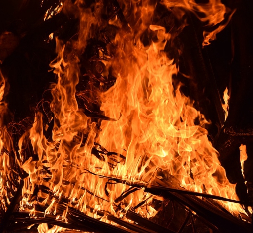 За праздничные дни в Артемовском районе было пять пожаров.