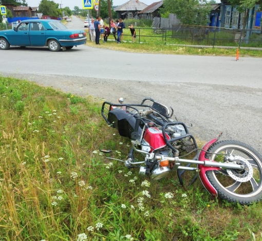 Транспорта в поселке не так уж много, но ДТП случаются регулярно.