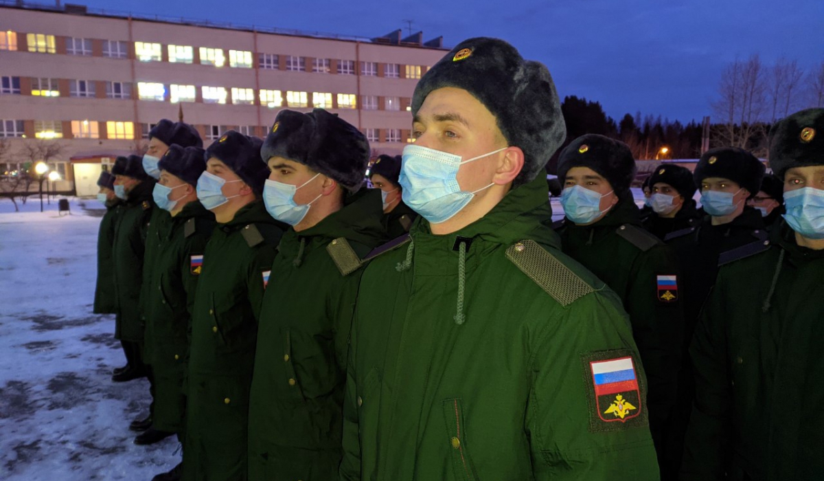 Проводили из Егоршино. Очередной эшелон со свердловскими призывниками ушел  на Восток