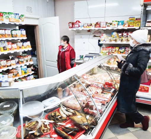 Пилавки магазинов ломятся от ассортимента продуктов