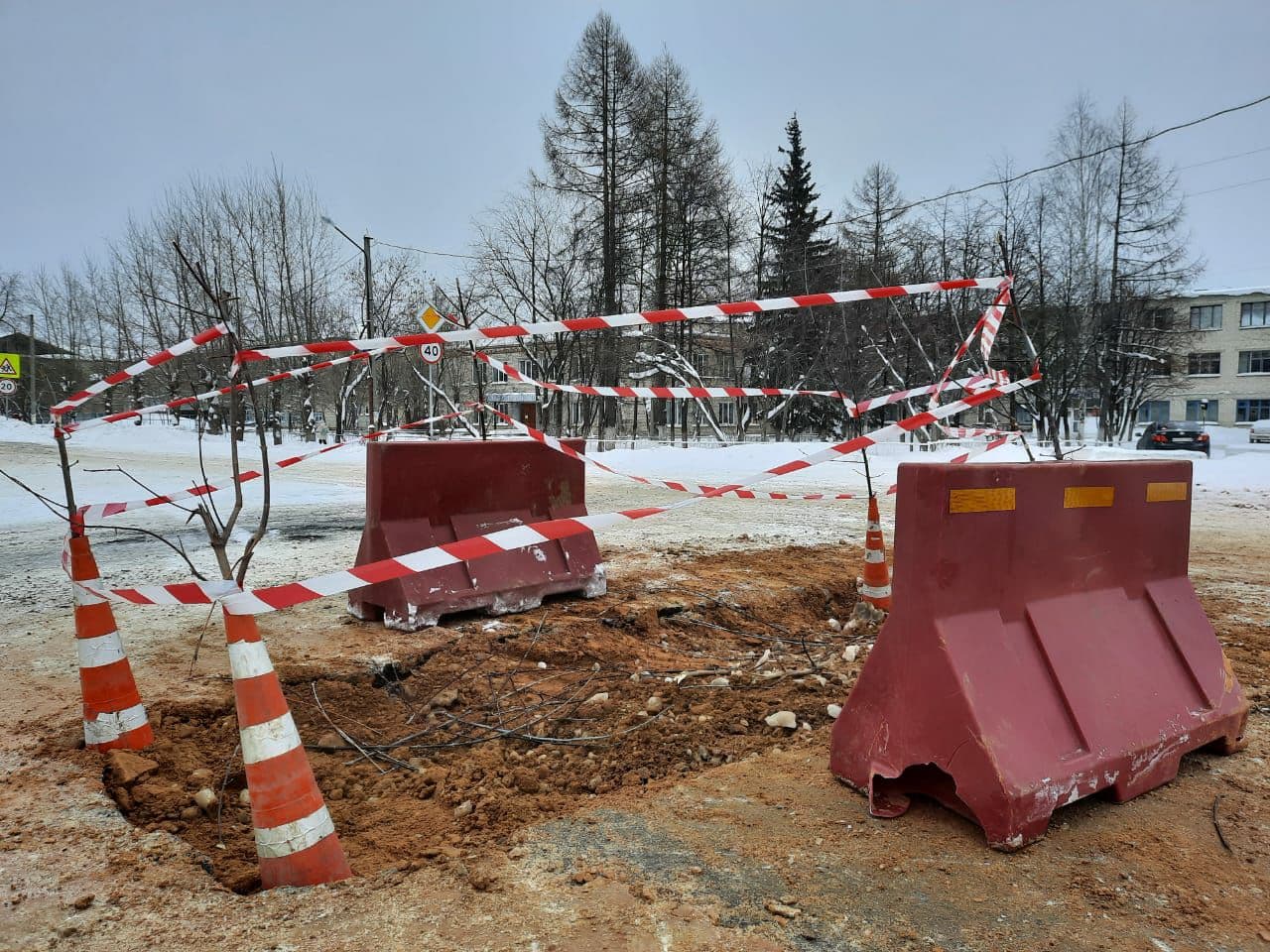 Новости под артемовском. Авария на водоводе в Симферополе. Вести Артемовский. Вести Артемовский 26. Вести Артемовский 8 января.