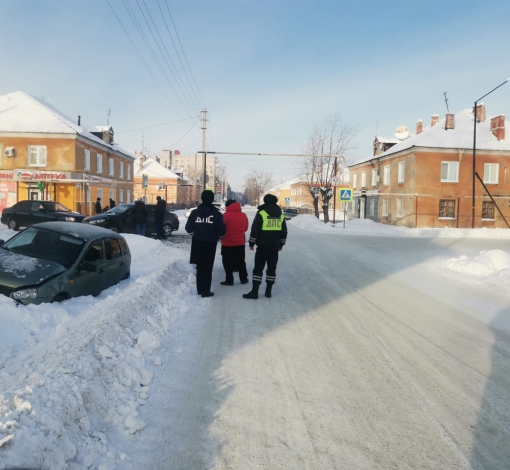 Машины оказались помяты, люди целы