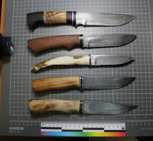 Ножи изготовлены кустарным способом