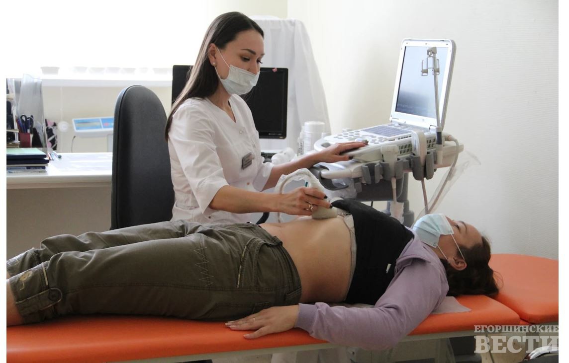 Медоборудование помогает докторам определить проблему пациента. Фото minzdrav.midural.ru