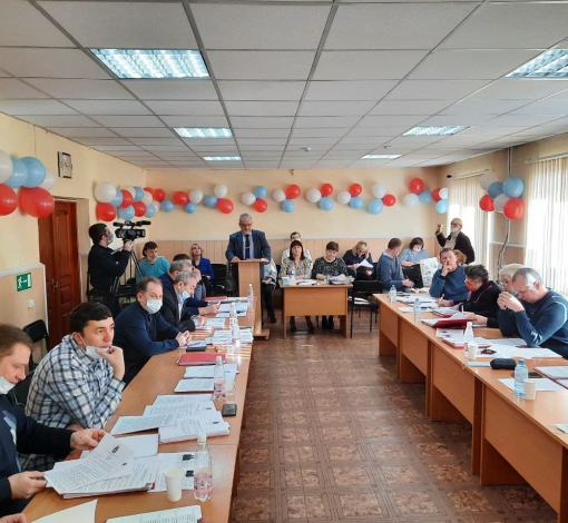 На Думе присутствовали 14 депутатов, к концу заседания их осталось 12.