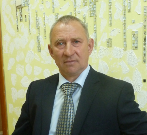 Геннадий Виноградов был избран в Думу VI созыва в сентябре 2018 года.