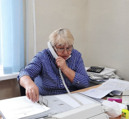 Окружную избирательную комиссию (она следит за выборами в местную Думу) возглавляет Нина Михайловна Кулишова. Дни у комиссии горячие!