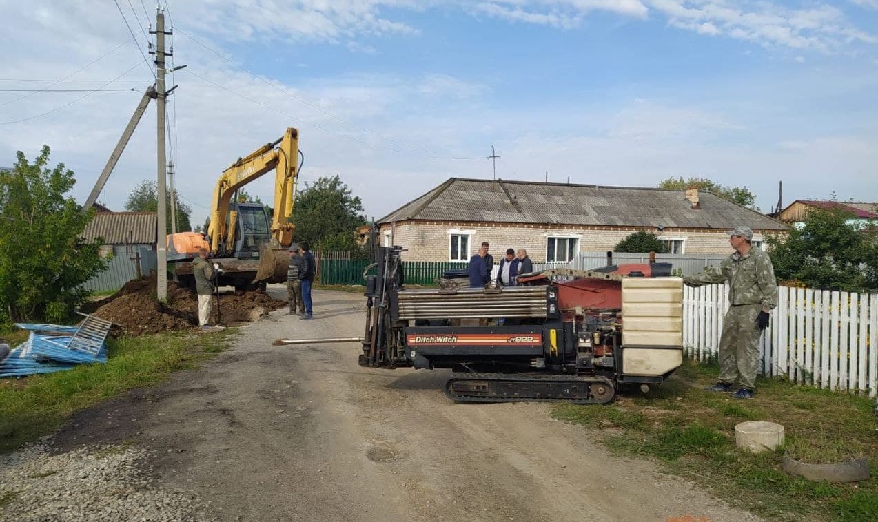 Село в артемовском. Жилкомстрой Артемовский Свердловской области. Шуклин Жилкомстрой Артемовский. Деревня Трифоново Екатеринбург. Шуклин Жилкомстрой Артемовский фото.