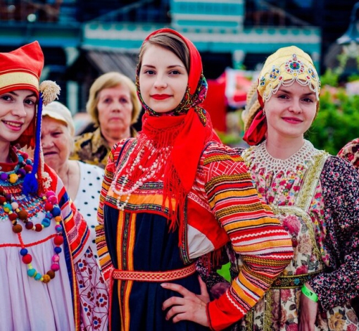 Малочисленных народов в России несколько десятков. И это не только чукчи, ханты и манси.