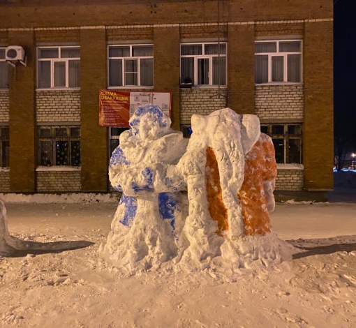 Прощай Дед Мороз и Снегурка. С такими ранениями не выжить.