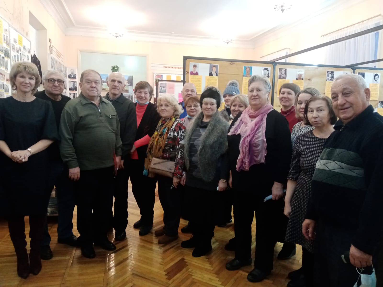 Погода артемовский поселок буланаш. ДК угольщиков Буланаш. Посёлок Буланаш ДК угольщиков ансамбли. Юбилейный Буланаш. ДК угольщиков батюшка.