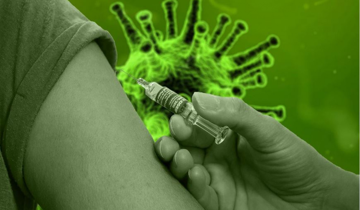 Победить штаммы вируса может вакцинация - говорят эпидемиологи.