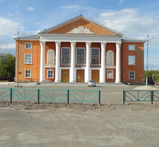 В возрожденном ДК Угольщиков прошло торжественное собрание в честь юбилея ТОС.