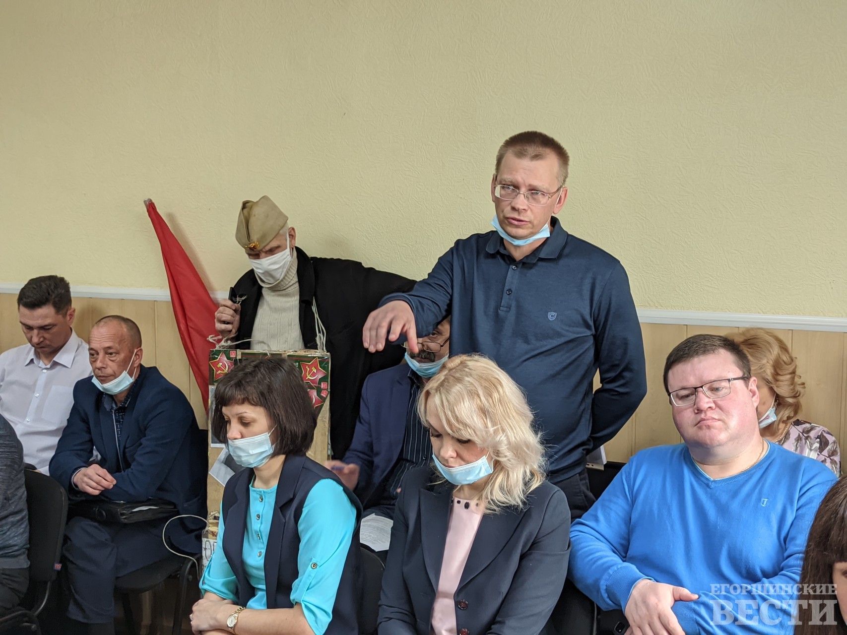Андрей Шуклин отвечает за все недостатки Жилкомстроя. Фото Михаил Дудин, 