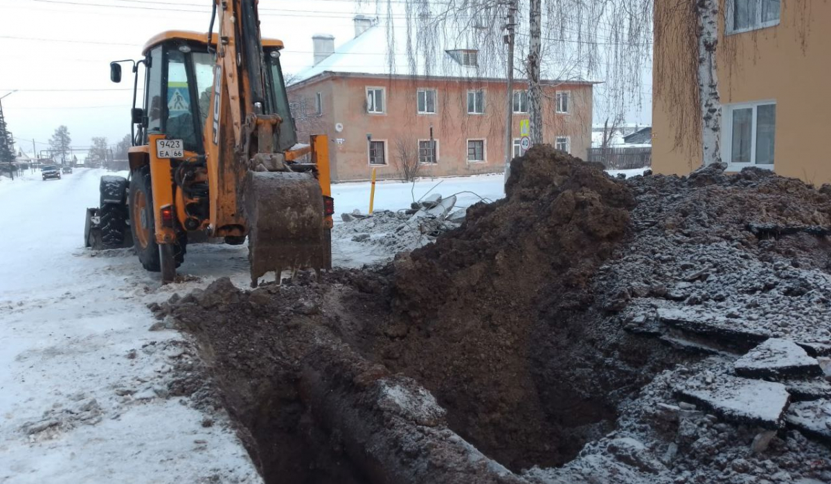 В артемовском поселке Буланаш - ЧП. Восемь домов остались без воды