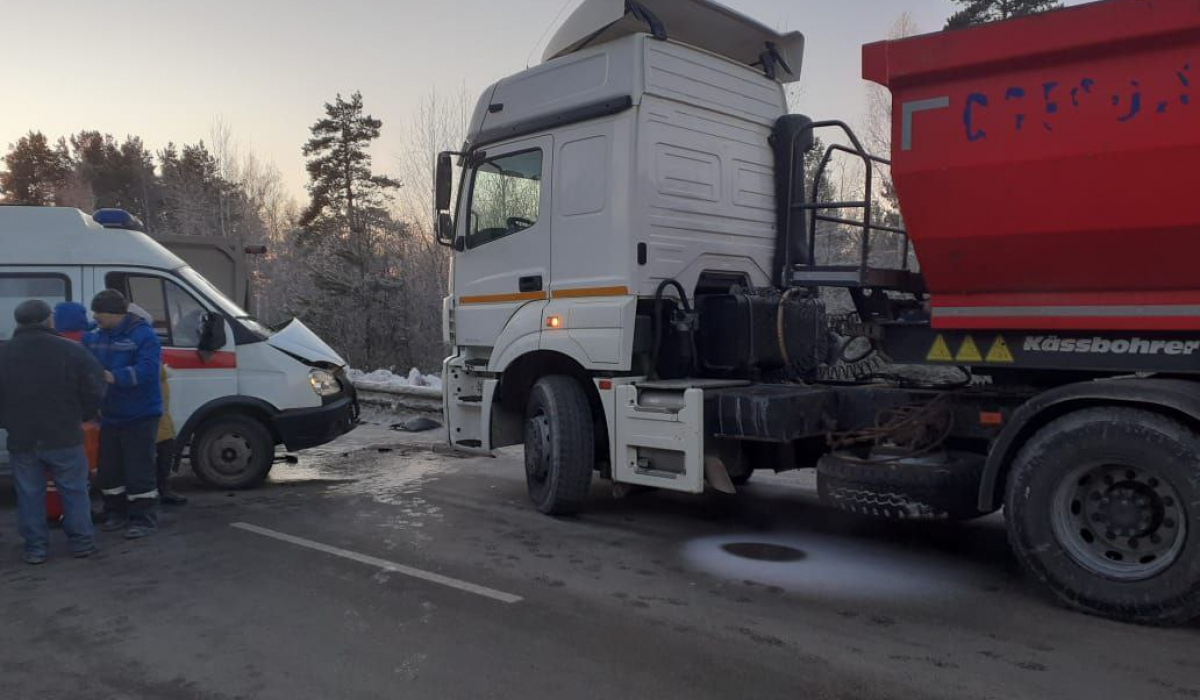 В Артемовском районе Скорая с беременной женщиной попала в ДТП