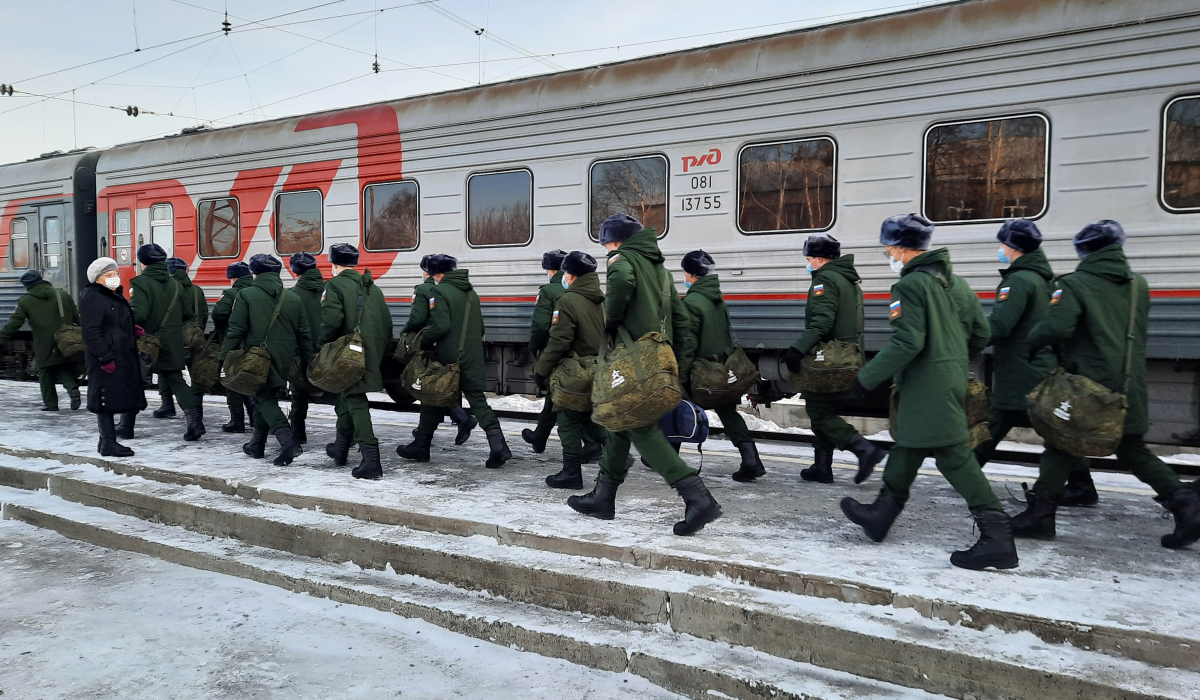 В Артемовском стартовал весенний призыв. В зону СВО срочников обещают не  отправлять