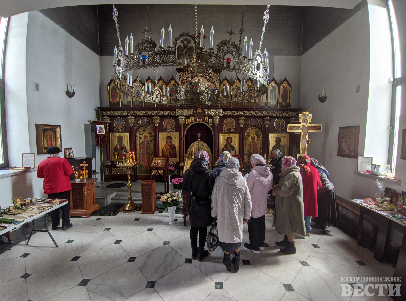 Артемовцы верят в силу и защиту святой Матроны Московской. Фото: Михаил Дудин, 