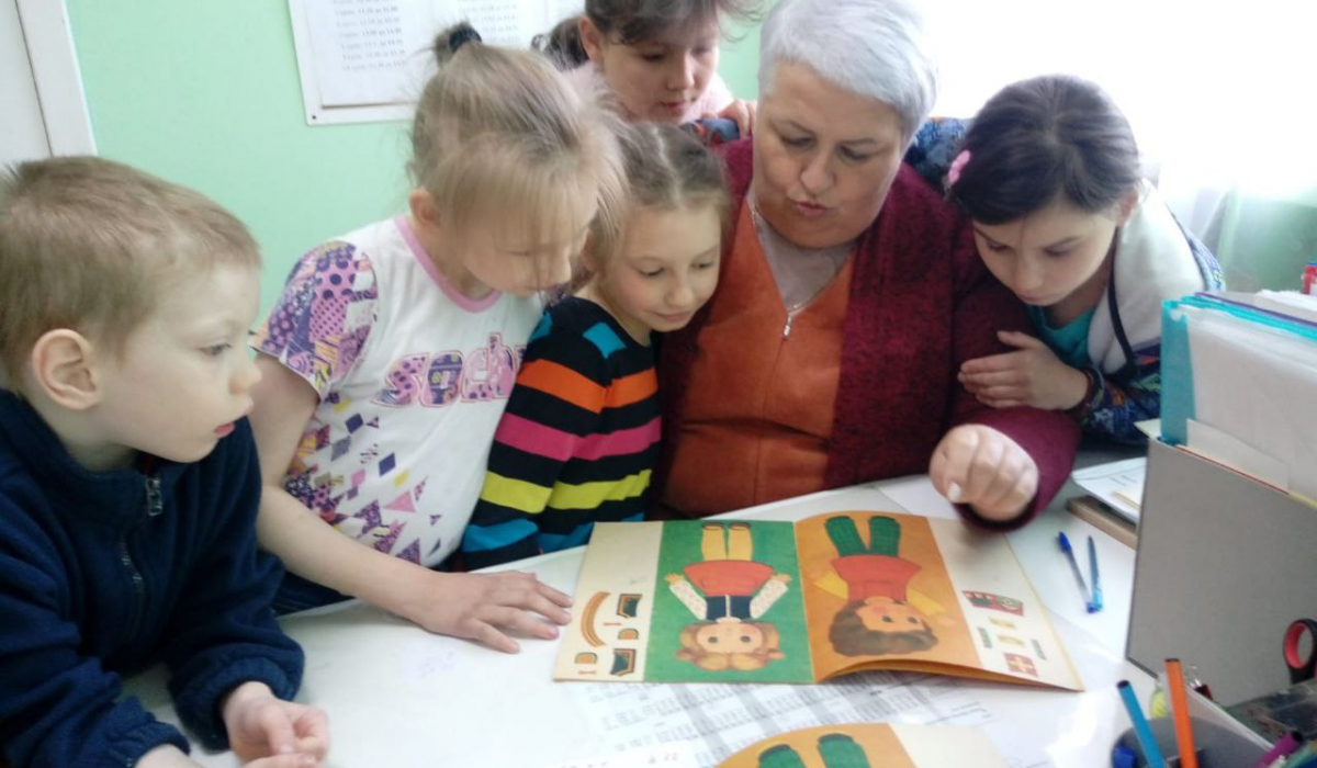 Семья в мире кривых зеркал. В канун международного Дня защиты детей  рассказываем о том, какими не должны быть родители