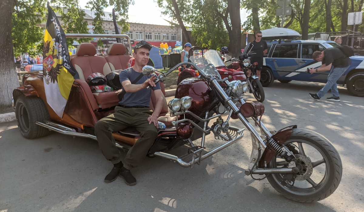 День города-2023 в Артемовском. Полюбуйтесь на этот  ретро-транспорт!