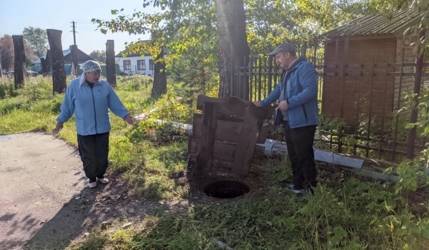 «Мы задыхаемся от зловоний...» Жители артемовской Новостройки указали на проблемы с канализацией