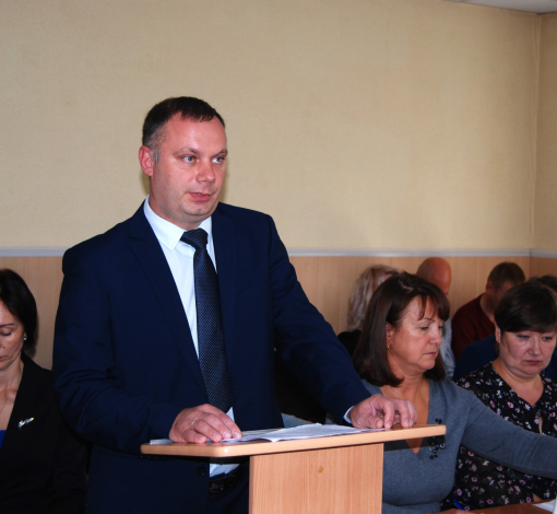 Председатель Счетной палаты Денис Авдеев рассказывает о сложностях проверки МУП "Развитие и благоустройство".
