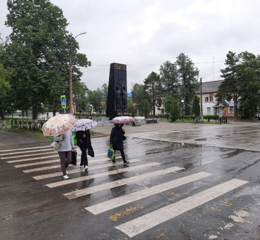 Дотсаем зонтики, сапожки и шапки - осень диктует.