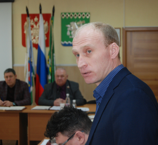 Депутата Михаила Вялкова крайне удивили остатки денег на бюджетном счете.