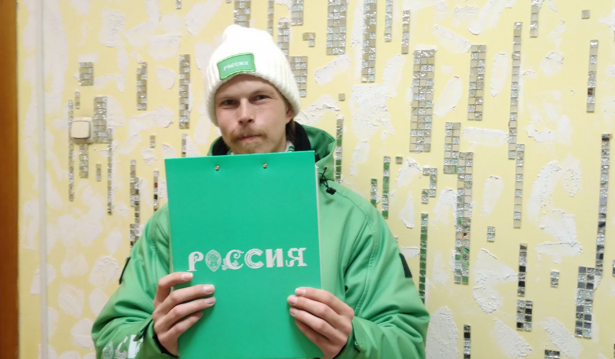 Поездка на ретропоезде, встреча с иностранцами и известными людьми, закладка капсулы времени — этого не увидит артемовская молодежь