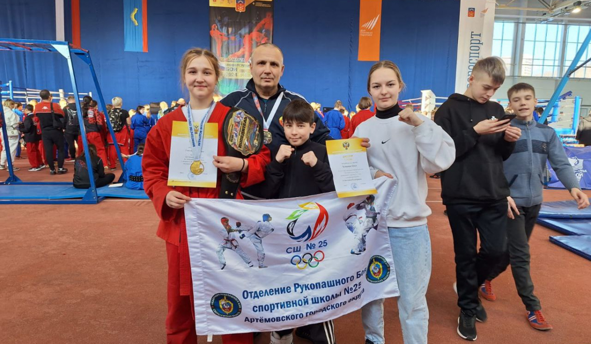 Есть чемпион России по универсальному бою! Наша Катя Соколова все бои выиграла досрочно!