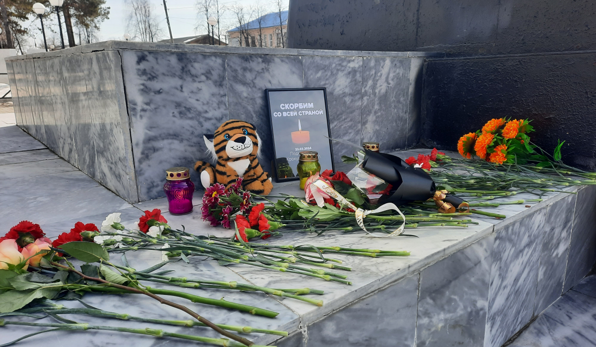 В Артемовском и Буланаше в память о погибших организованы Мемориалы 